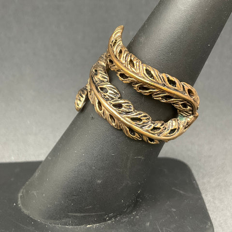 Barse Bronze Tone Feather Wrap Bypass Ring Size 7 Adjustable Thailand