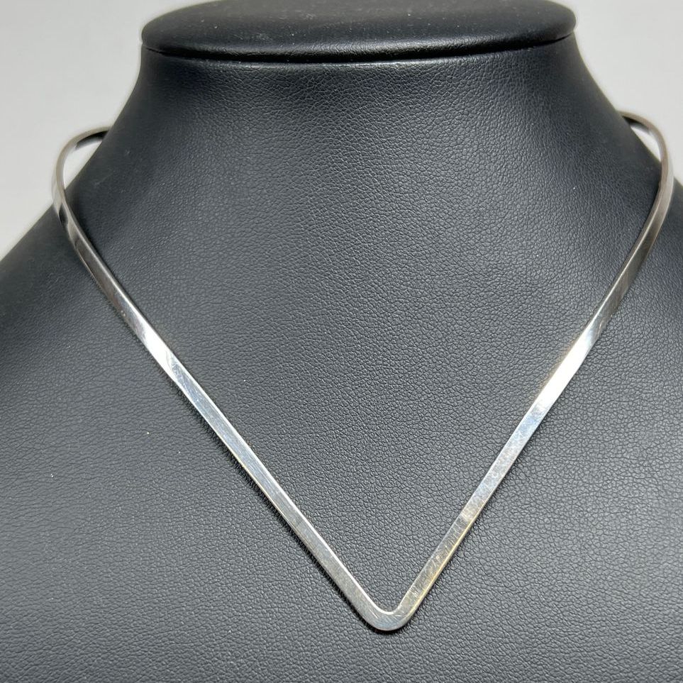 925 Sterling Silver V Shape Collar Necklace 12.96g