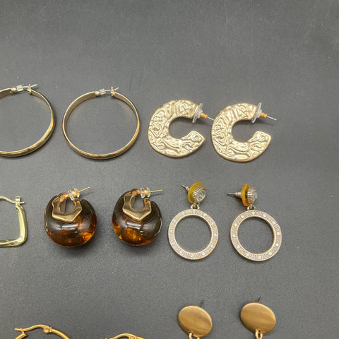 Vintage Gold Tone Fashion Earring Lot 18 Pairs Hoops Dangles Studs Rhinestones