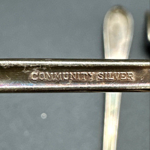 Oneida Community Queen Bess II Silver Plate Seafood Cocktail Forks 3 Piece Set
