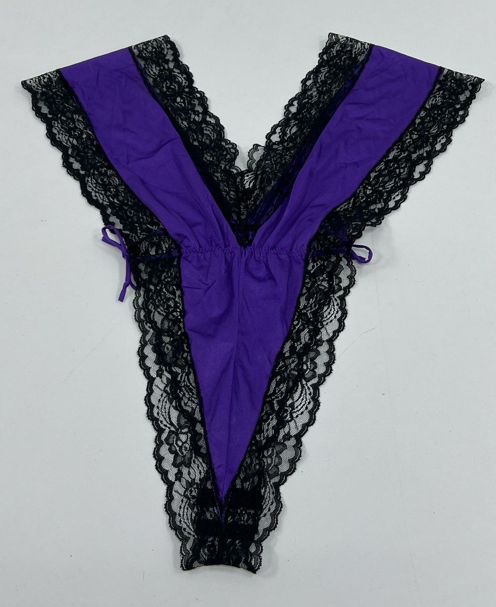 Vintage Women's Lady Cameo Purple & Black Lace Teddy Lingerie Bodysuit One Size