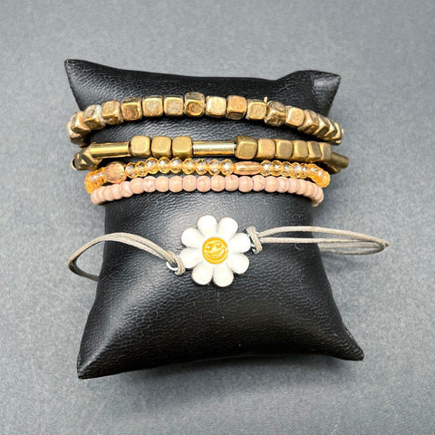 Boho Eclectic Fashion Bracelet Lot 40+ Beaded Stretch Bangles Cuffs Mixed