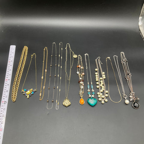 Fashion Necklace Costume Jewelry Lot of 11 Faux Pearl Pendant Gold Silver Tone