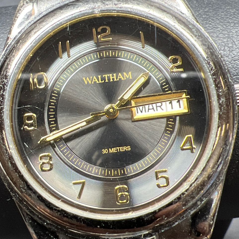 Waltham WAM007 Analog Date Wristwatch New Battery