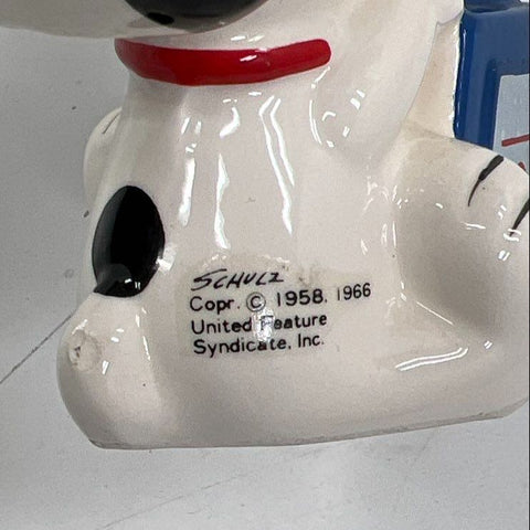 Vintage 1966 Peanuts Snoopy Ink Well Pen Holder Ceramic Figurine UFS