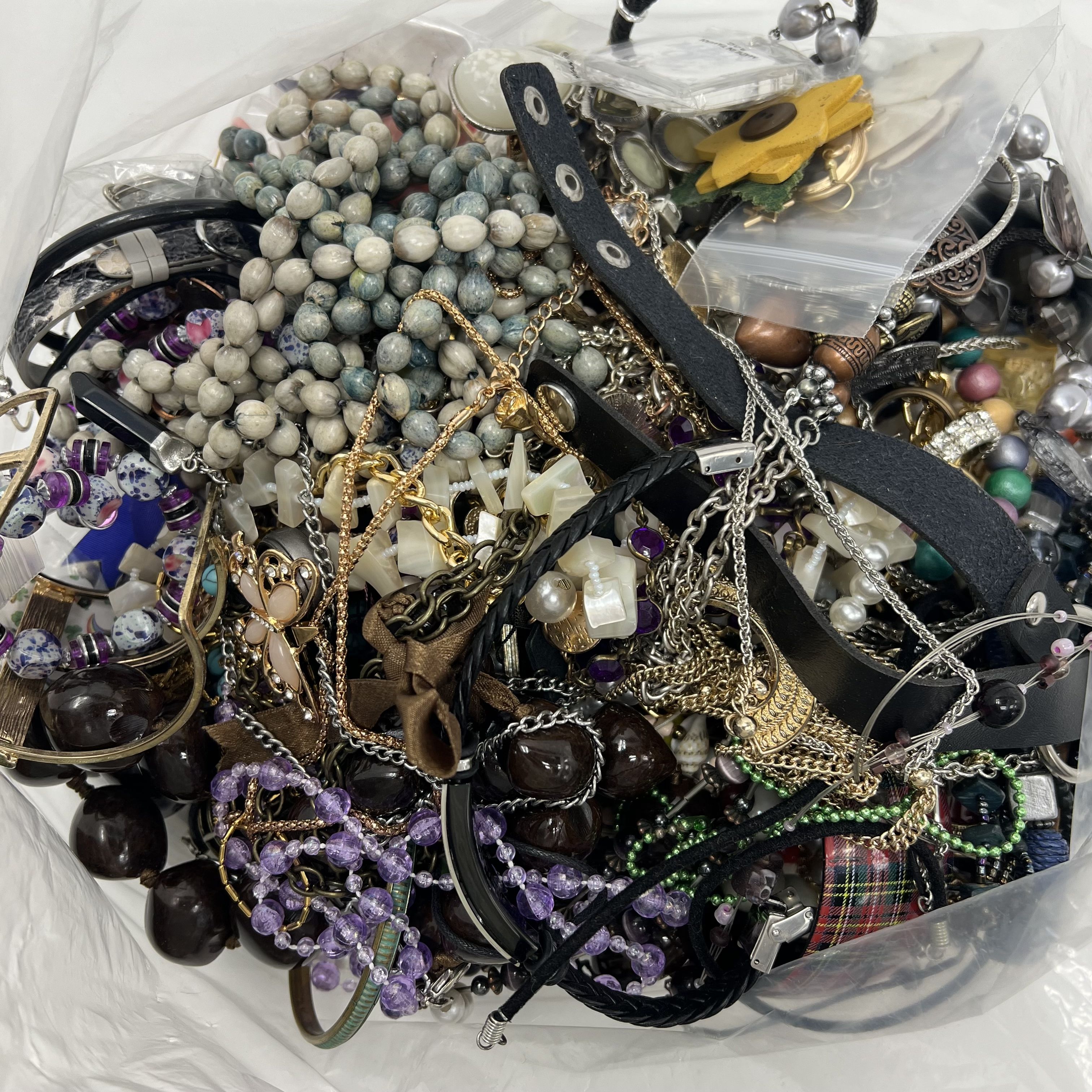 5LB Costume Jewelry Grab Bag