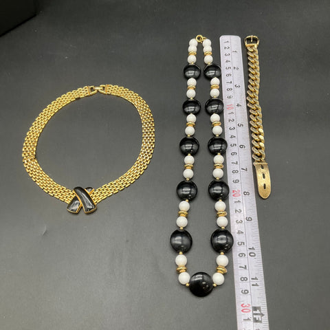 Vintage Trifari Dynasty Gold Tone Black White Jewelry Lot 5pc Necklace Earrings