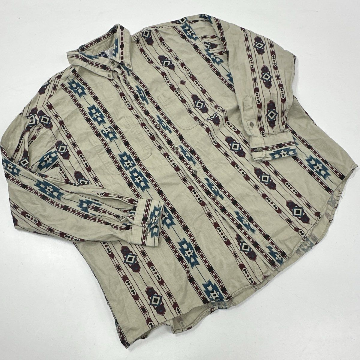 Vintage 90s Wrangler Aztec Southwestern Print Western Button Down