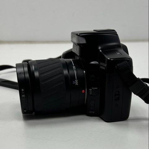 Vintage Minolta Maxxum 5000i 35mm SLR Camera with 80-200mm AF Lens A Mount