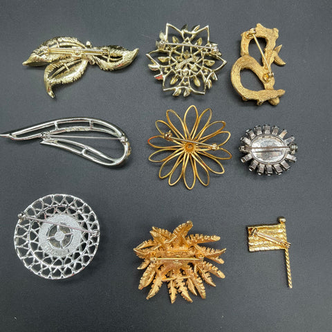 Vintage Sarah Coventry & Costume Brooch Lot of 9 Floral Rhinestone 3.8oz