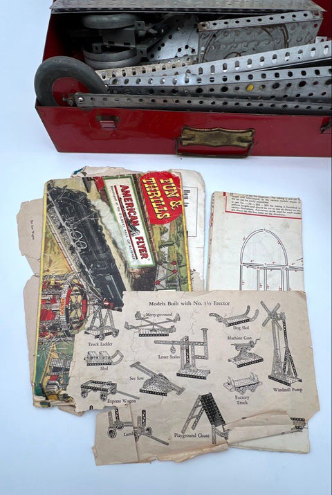 Gilbert Erector Set No. 4 1/2 Motorized Set 1948 Vintage Red Metal Box
