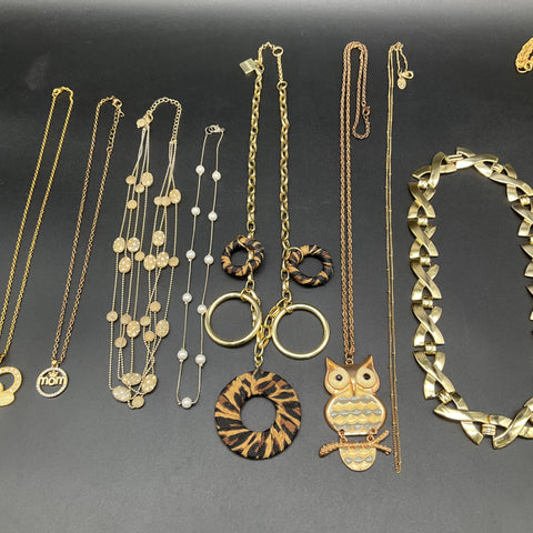 Vintage to Modern Costume Jewelry Lot 9 Necklaces Gold Silver Tone 0.63 lb