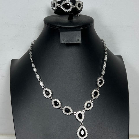 Assorted Styles Necklaces Pendant Bracelets Earrings Costume Jewelry Sets