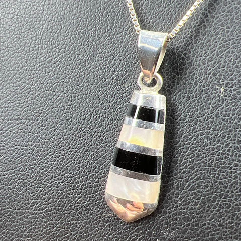 Sterling Silver Black & Mother of Pearl Inlay Pendant Necklace 5.09g