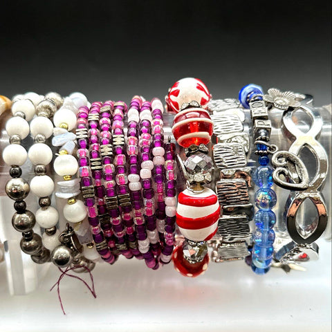 Fashion Jewelry Bracelet Lot Beaded Bangles Charms Boho Multi-strand 25+ Pieces