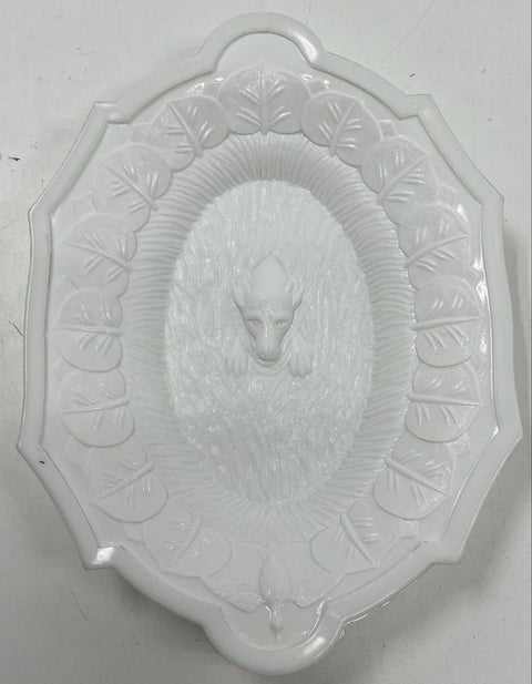 Milk Glass Decorative Wall Plate Hunting Dog Bird Leaf Border White 13 Inch