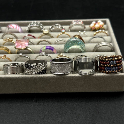 Mixed Costume Fashion Rings Lot of 40 Silver Gold Tone Statement Bands Whimsical