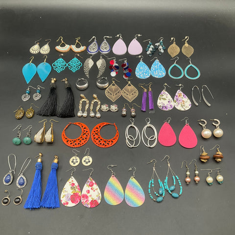 Fashion Costume Jewelry Lot of 38 Pairs Earrings Boho Tassel Hoop Floral Mixed
