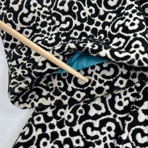 Vintage Y2K Three Sisters Women's Black Damask Chenille Belted Trench Coat M