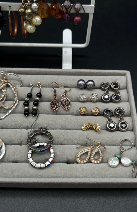 Mixed Costume Jewelry Earring Lot of 30 Pairs Hoops Dangles Studs Gold Silver