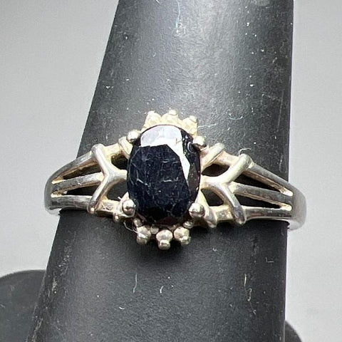 925 Sterling Silver Dark Blue Topaz Ring Size 8 2.3g