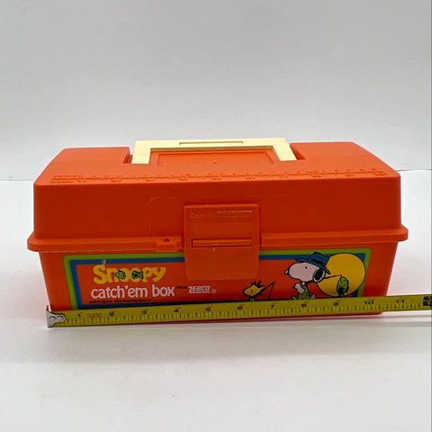 Vintage Snoopy Zebco Catch'em Box Orange Plastic Tackle Utility Box Woodstock
