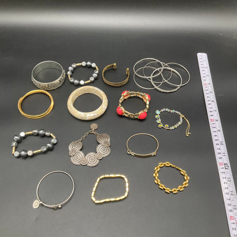 Vintage & Modern Bracelet Jewelry Lot 14pc Bangles Cuffs Shell Boho Styles