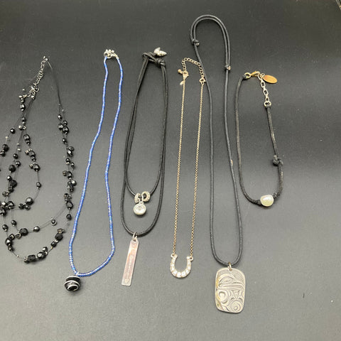 Fashion Costume Jewelry Lot 10 Necklaces Statement Beaded Cord Heart Horseshoe