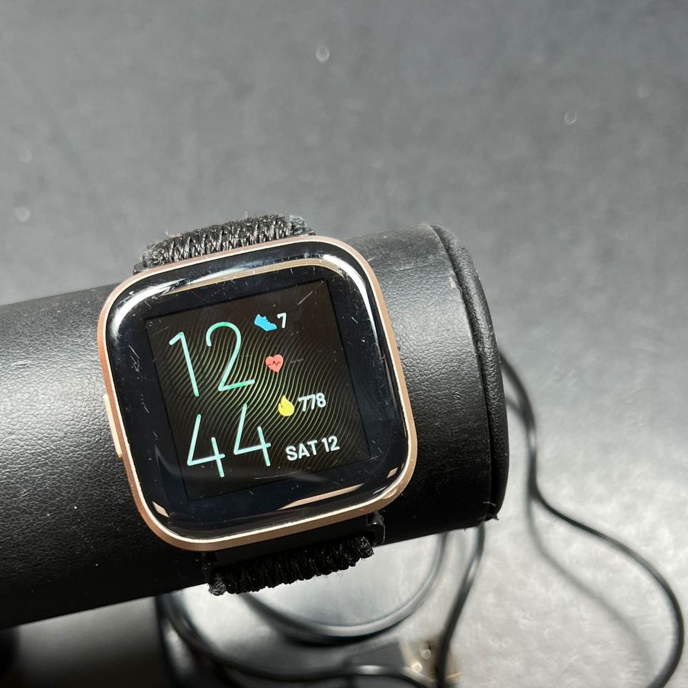 FitBit Versa 2 Rose Gold Case Reset Shop Thrift World