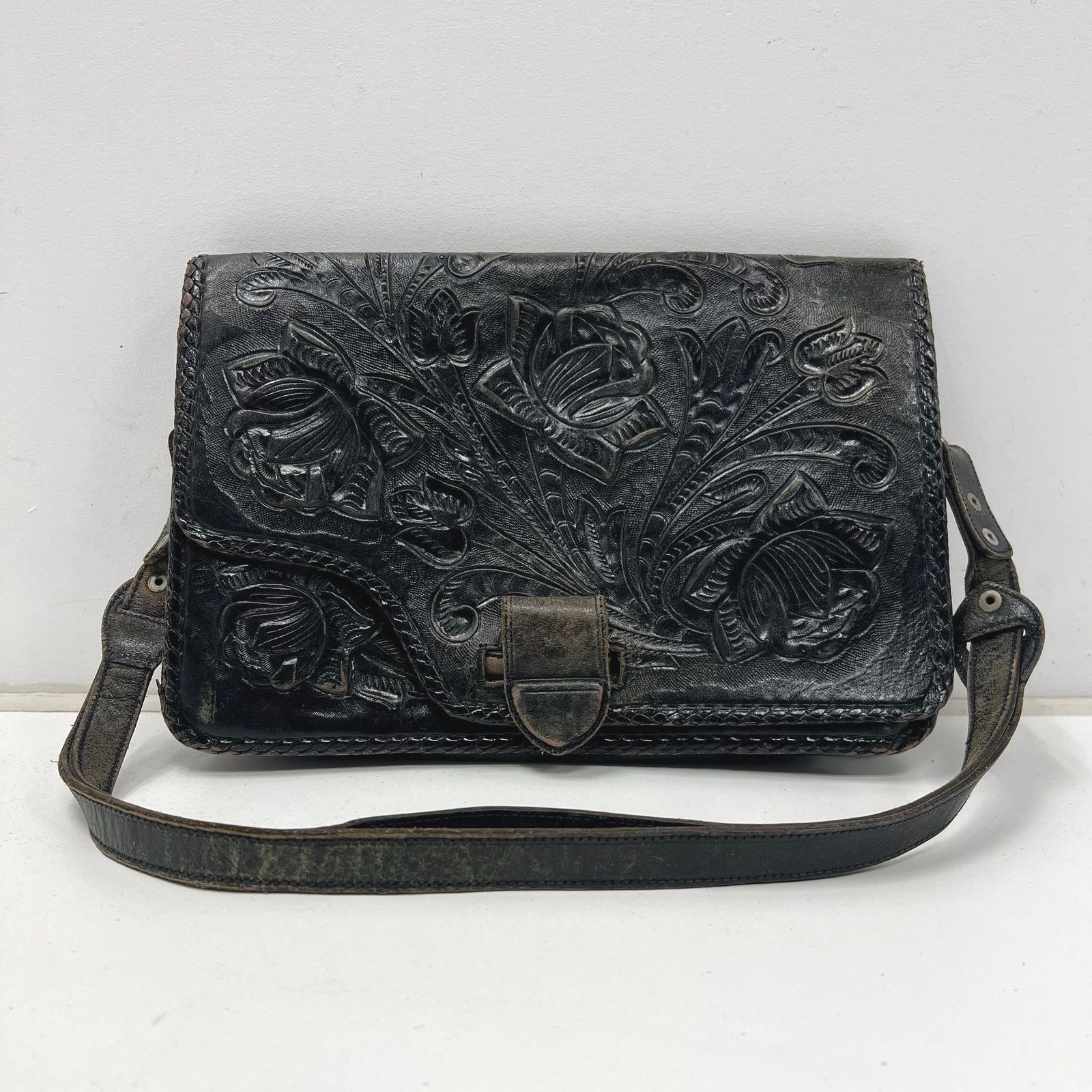 Vintage 70s Hand Tooled Leather Floral Shoulder Bag Purse Black Western Boho