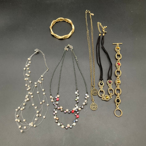 Lia Sophia Costume Jewelry Lot 10 Necklaces Bracelets Earrings Gold Silver Tone