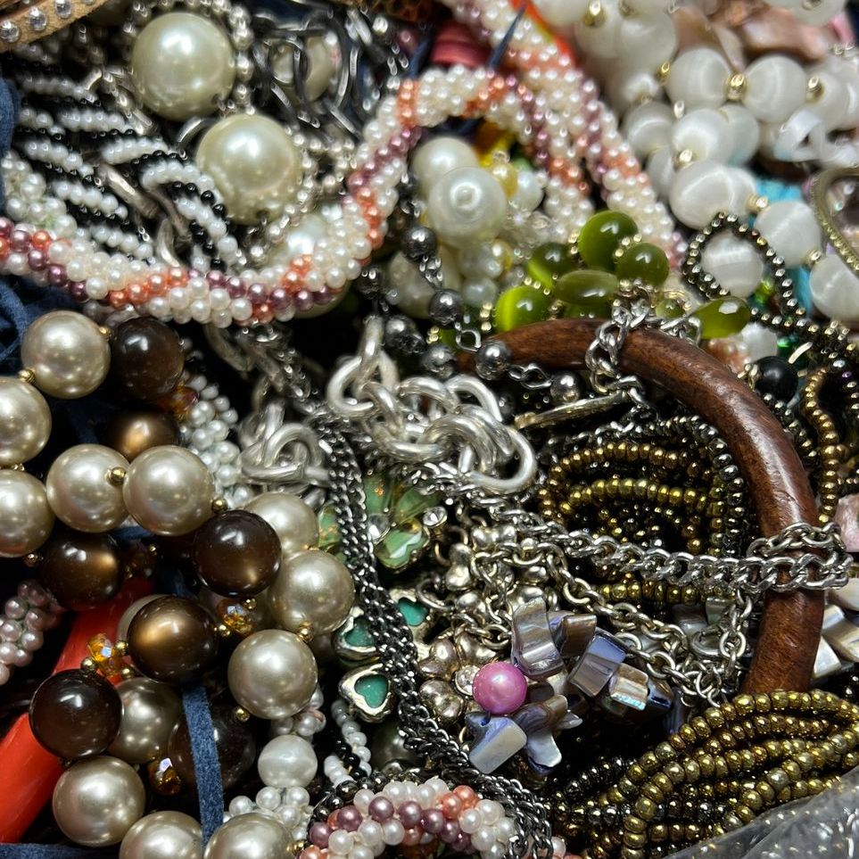 5 Lbs Costume Jewelry Grab Bag Sold As Is