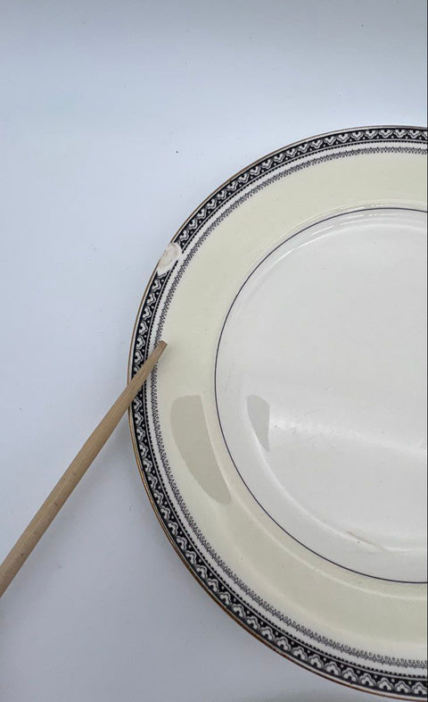 Johnson Bros The Blackwood Pareek Plates Set 9 Piece England Vintage 9"