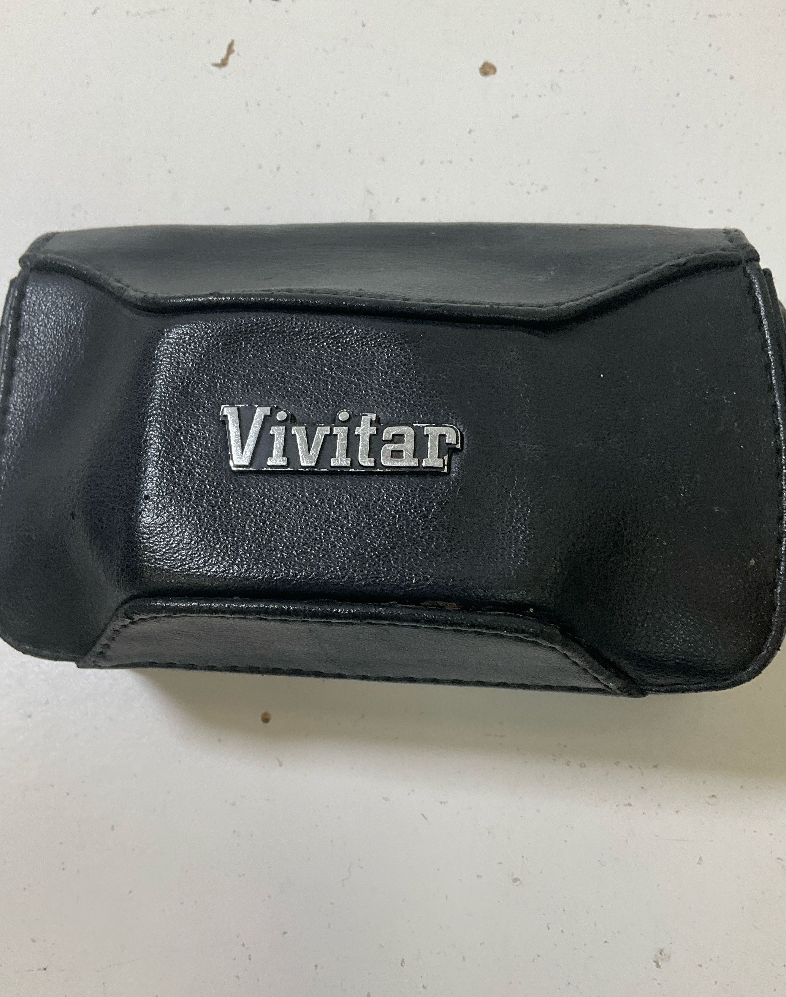 Vivitar 35EF Rangefinder Point & Shoot 35MM Camera w Case UNTESTED