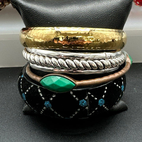 Fashion Jewelry Bracelet Lot Beaded Bangles Charms Boho Multi-strand 25+ Pieces