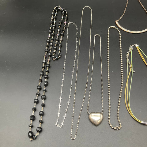 Fashion Costume Jewelry Lot of 11 Necklaces Rhinestone Heart Pendant Beaded