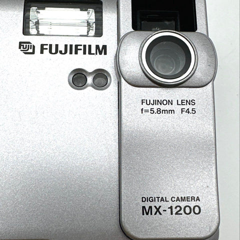 Vintage Fujifilm MX-1200 1.3MP Digital Point & Shoot Camera Silver With Case