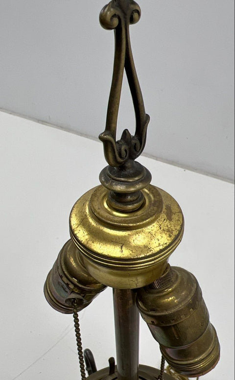 Vintage Hollywood Regency Rococo Revival Brass Urn Table Lamp 3-Light