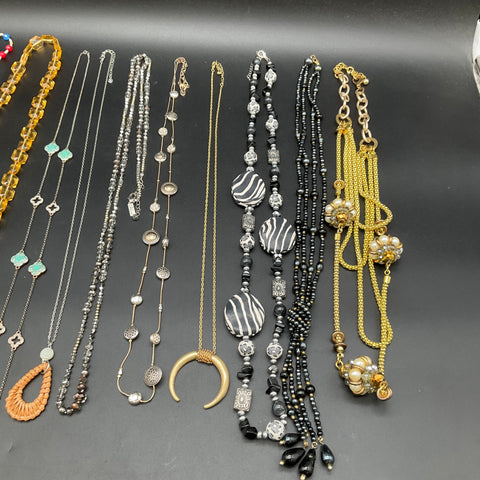 Mixed Fashion Necklace Lot 10pc Statement Boho Dainty Costume Jewelry 1.3 lbs