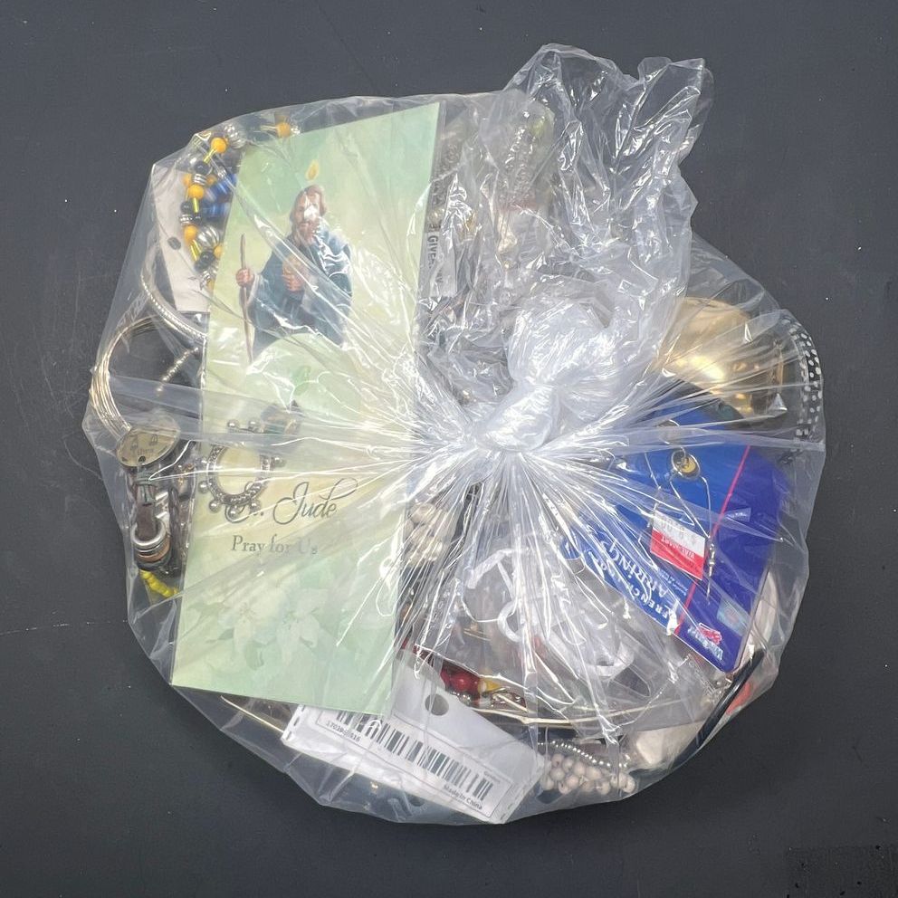 5LB Wearable Costume Jewelry Mixed Items Grab Bag