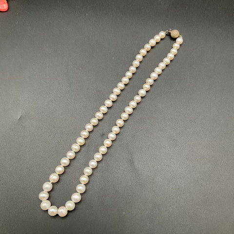 Pearl Costume Jewelry Lot 6 Necklaces 1 Pair Earrings Heart Pendants 0.48lb