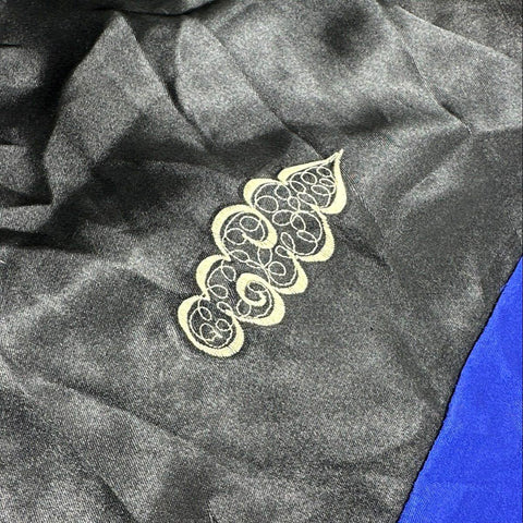 Vintage 80s Unisex Embroidered Dragon Robe Kimono Black Blue Silk Souvenir