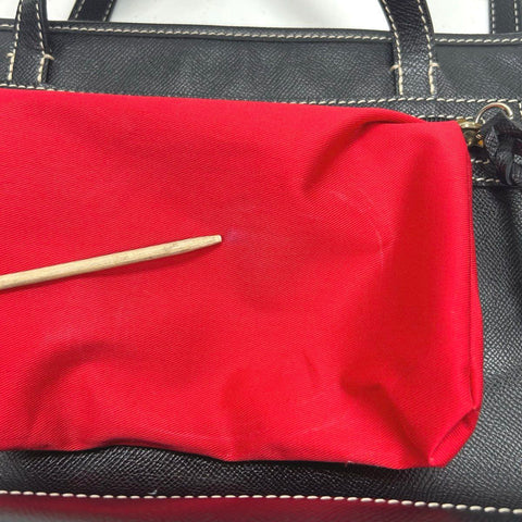 Dooney & Bourke Black Textured Leather Tote Bag Contrast Stitching Red Lining