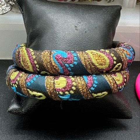 Bangles Beaded Stretch Jewelry Lot 40+ Retro Boho Gold and Silver Tone Fashion