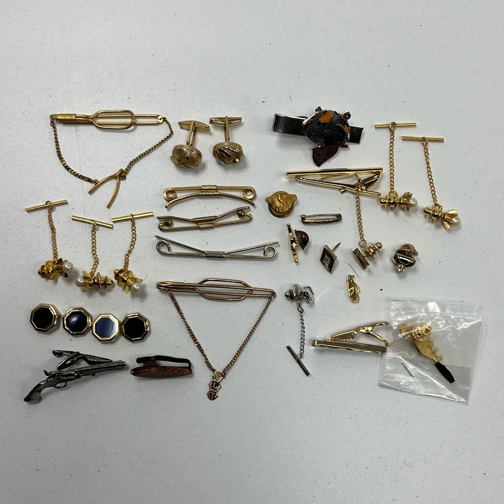 Vintage Lot Of Vintage Style Gold Tone Cufflinks, Brooches, Tie Pins, Clips