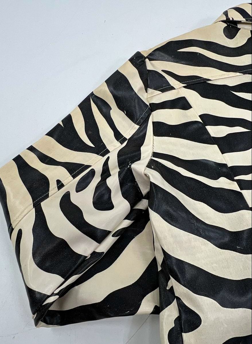 Vintage Y2K BB Dakota Zebra Print Faux Leather Distressed Jacket Womens L
