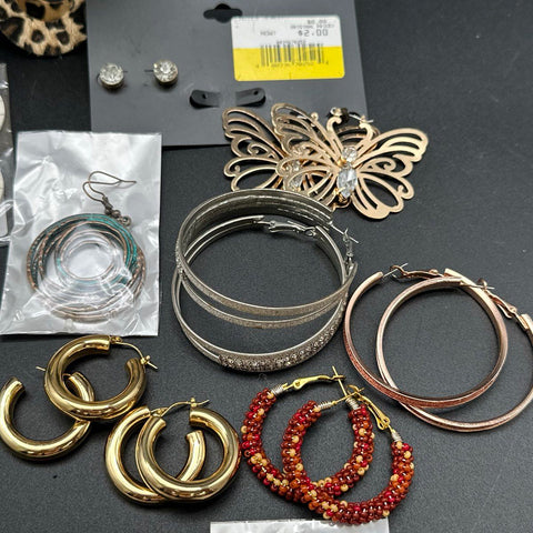 Fashion Costume Jewelry Lot 30+ Pairs Earrings Notetables Boho Western Hoops