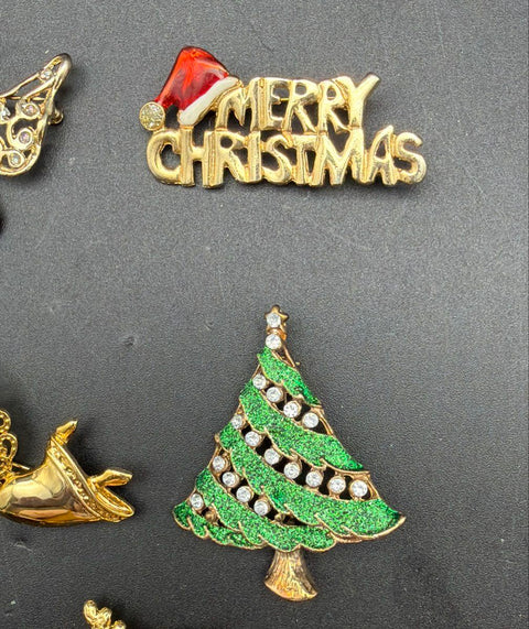Vintage Christmas Costume Jewelry Lot 14 Pc Monet Avon Brooches Pins Trees
