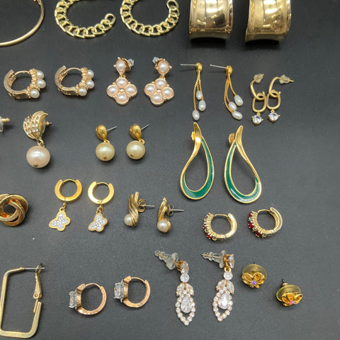Vintage Gold Tone Costume Jewelry Earrings Lot 23 Pairs Hoops Studs Pearl CZ