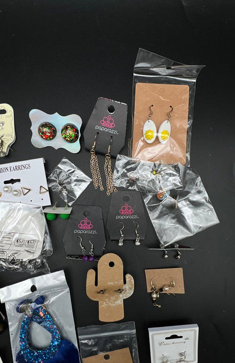 Paparazzi Claire's Tagua Modern Fashion Jewelry Lot of 28 Pairs Earrings